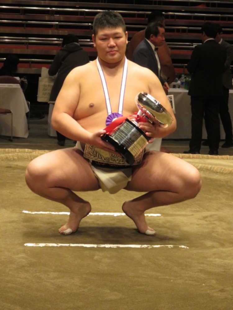 アマ横綱に黒川宏、兄破った相手討つ　相撲全日本選手権