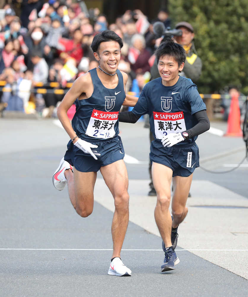 【箱根駅伝４区】東洋大・相澤“区間新返し”で首位奪還　３分半差の王者・青学大はピンチ