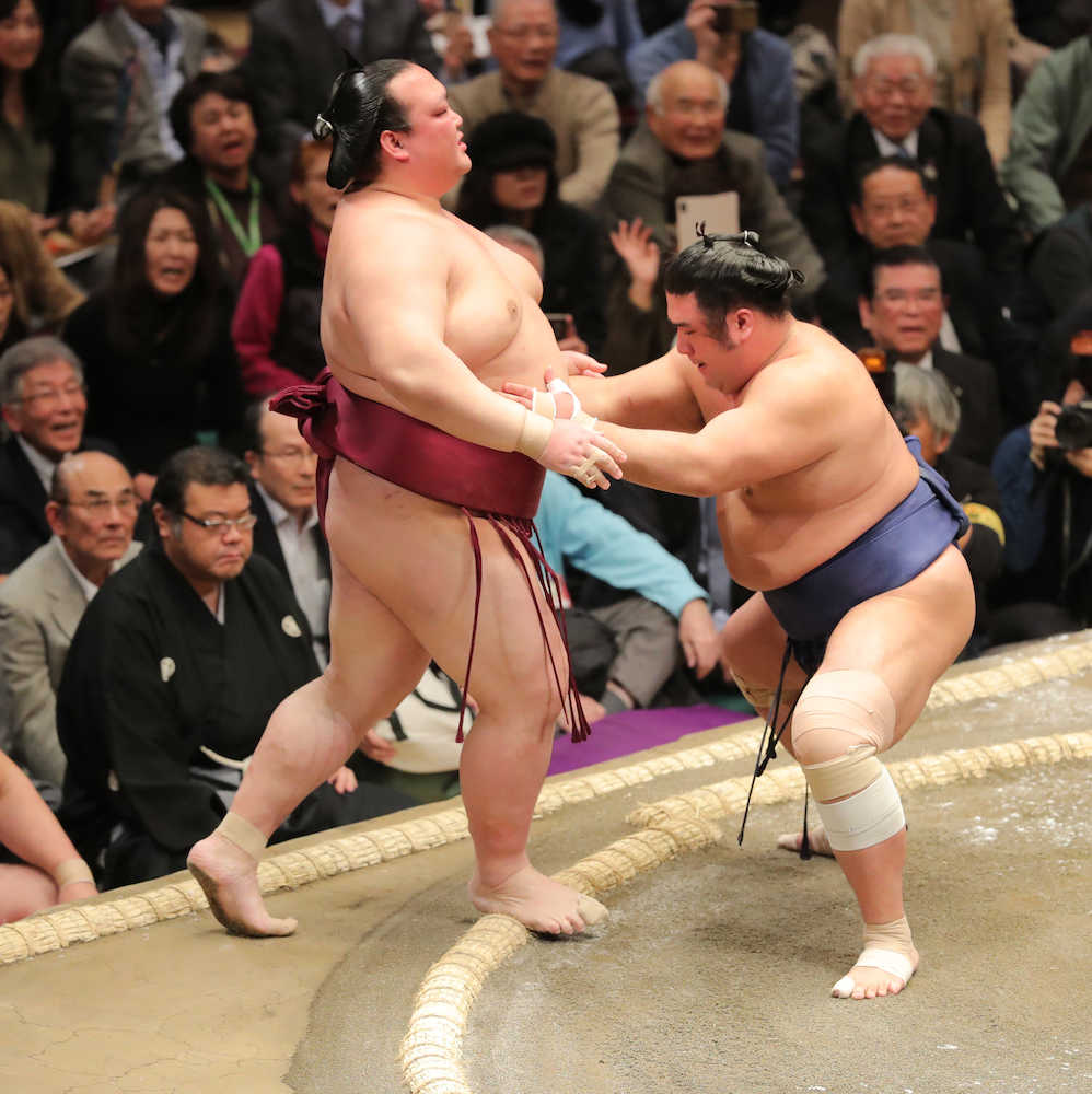 稀勢の里　昨夜、田子ノ浦親方に「引退させてください」　思うような相撲取れず決断　４日目は出場せず
