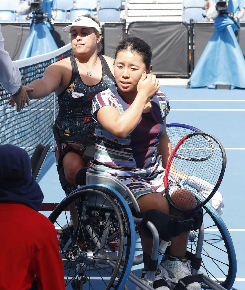 上地　女子ダブルス準決勝で涙…シングルス決勝へ気持ち切り替え