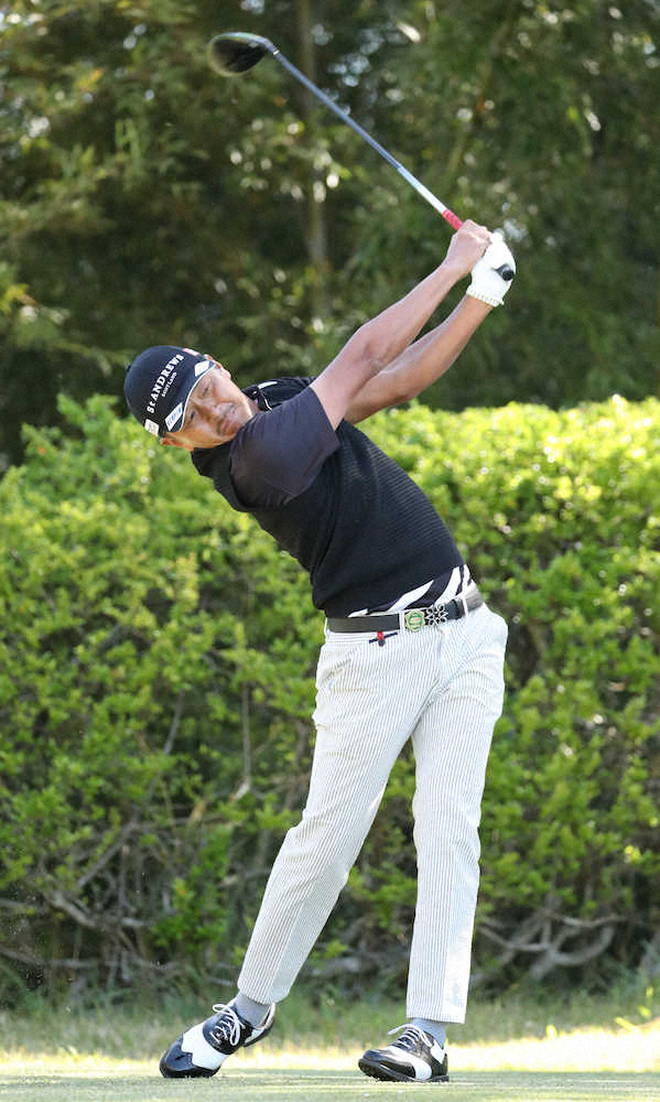 岩田、2差4位浮上　後ろ向き発言もツアー3勝目視界