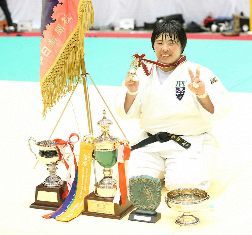 【画像・写真】素根が連覇、朝比奈に5連勝　初の個人戦世界選手権代表