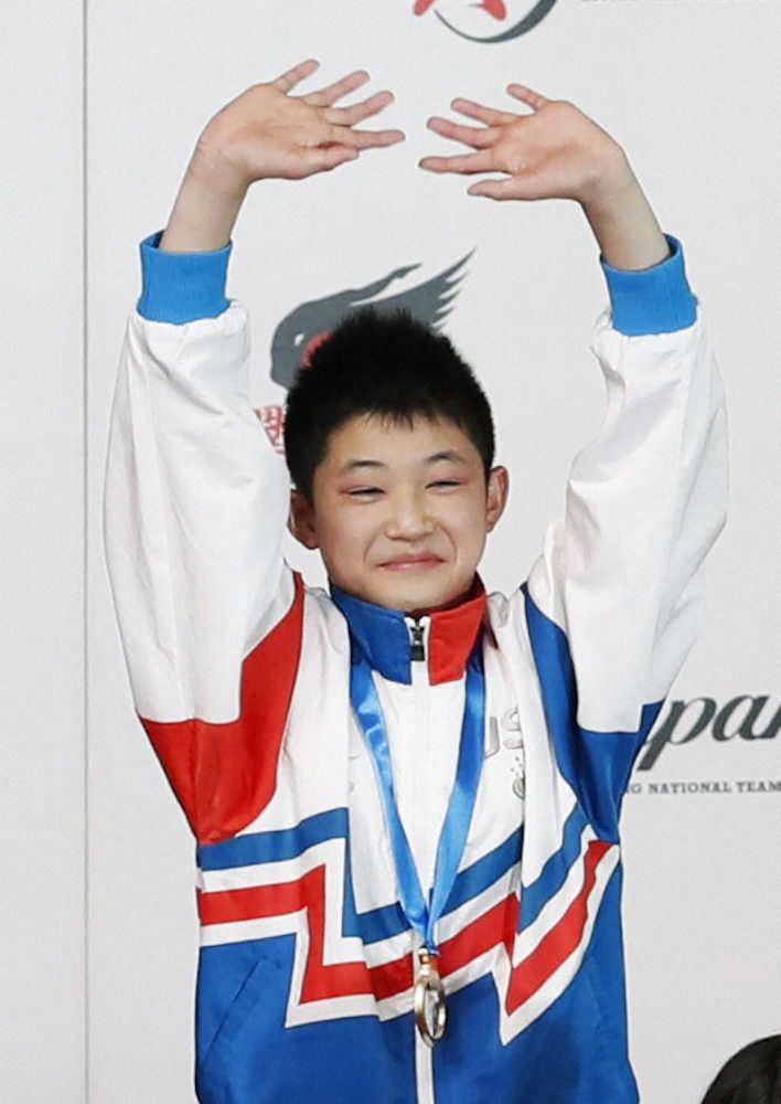 【画像・写真】12歳玉井　男子高飛び込み最年少V、東京五輪へ新星出現