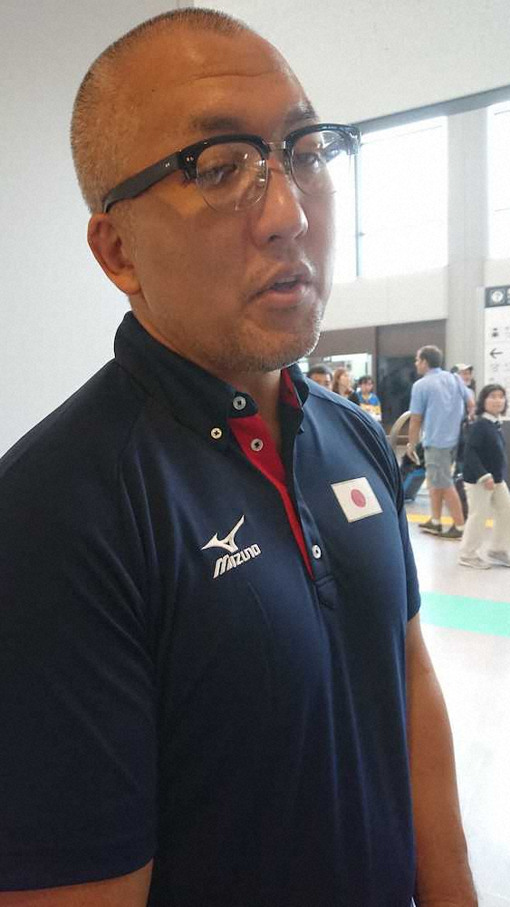 グランプリ・モントリオール大会から帰国し、リネールについて語る鈴木桂治コーチ