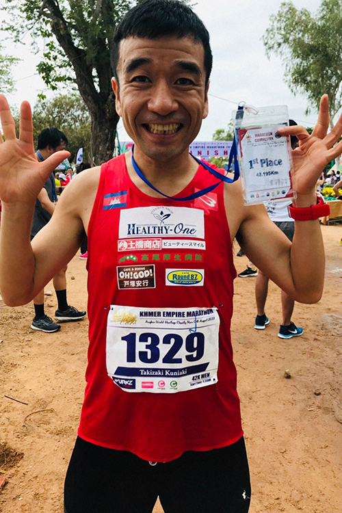 猫ひろし カンボジアのマラソン大会で優勝　2時間42分47秒「緊張なく走れた」
