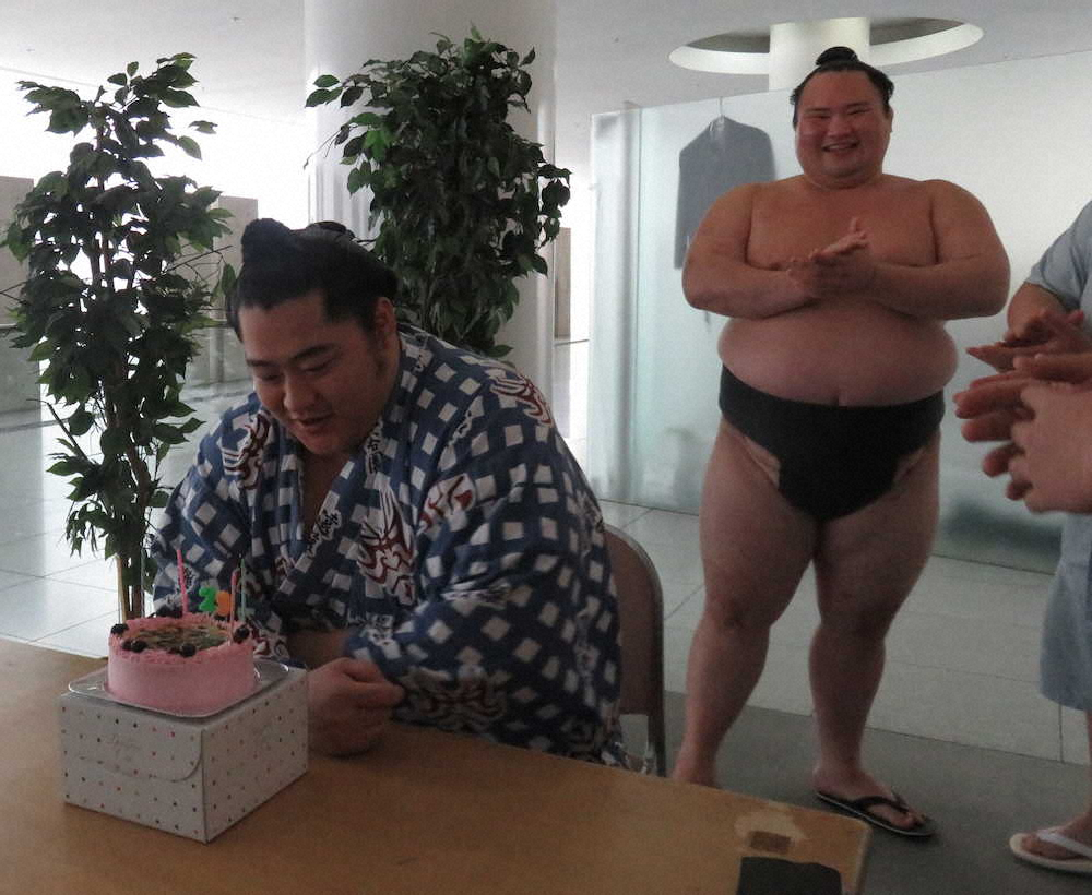 遠藤、29歳の誕生日で決意新た　大相撲秋巡業