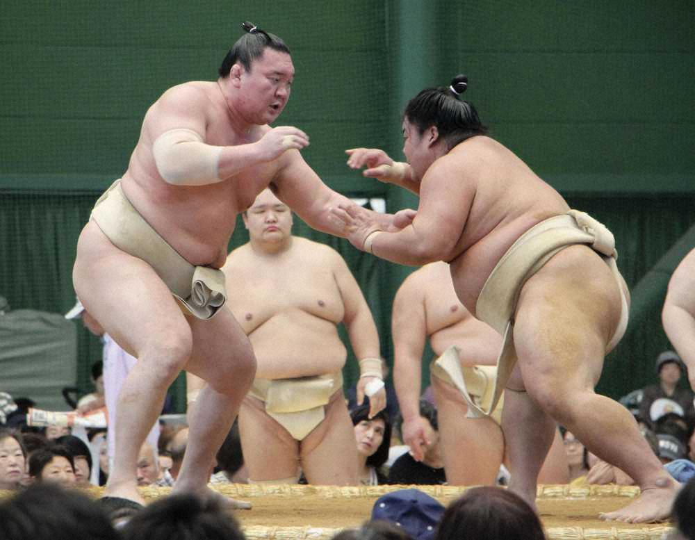 白鵬「リベンジ」へ順調全勝、右手「いい感じ」　大相撲秋巡業