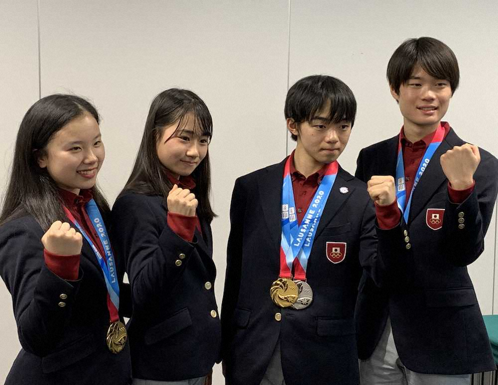ユース五輪フィギュア日本選手団が帰国　団体金“うたしん”決意「トップアイスダンサーに」