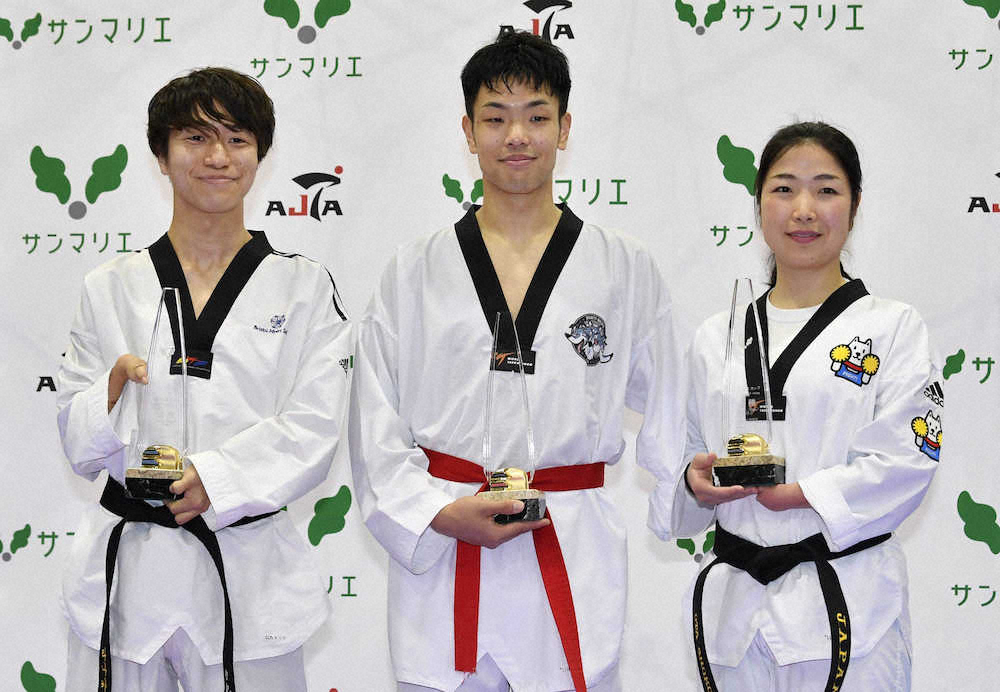 東京パラリンピックのテコンドー代表に内定した（左から）田中光哉、工藤俊介、太田渉子