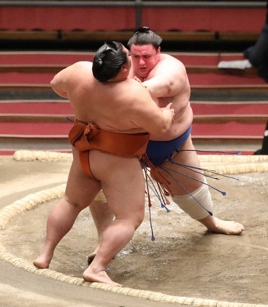 【画像・写真】白鵬、正代に敗れ2敗目　碧山1敗キープで単独トップ　朝乃山10勝目