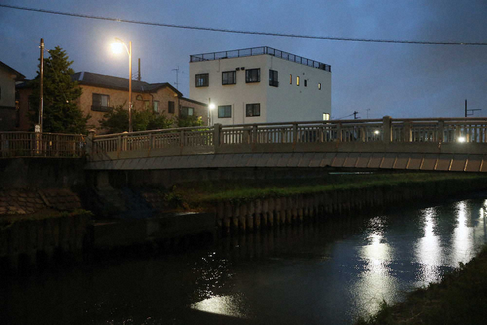 境川部屋力士ら20人がお手柄！　川に転落した30代女性を救出　境川親方「当たり前のこと」