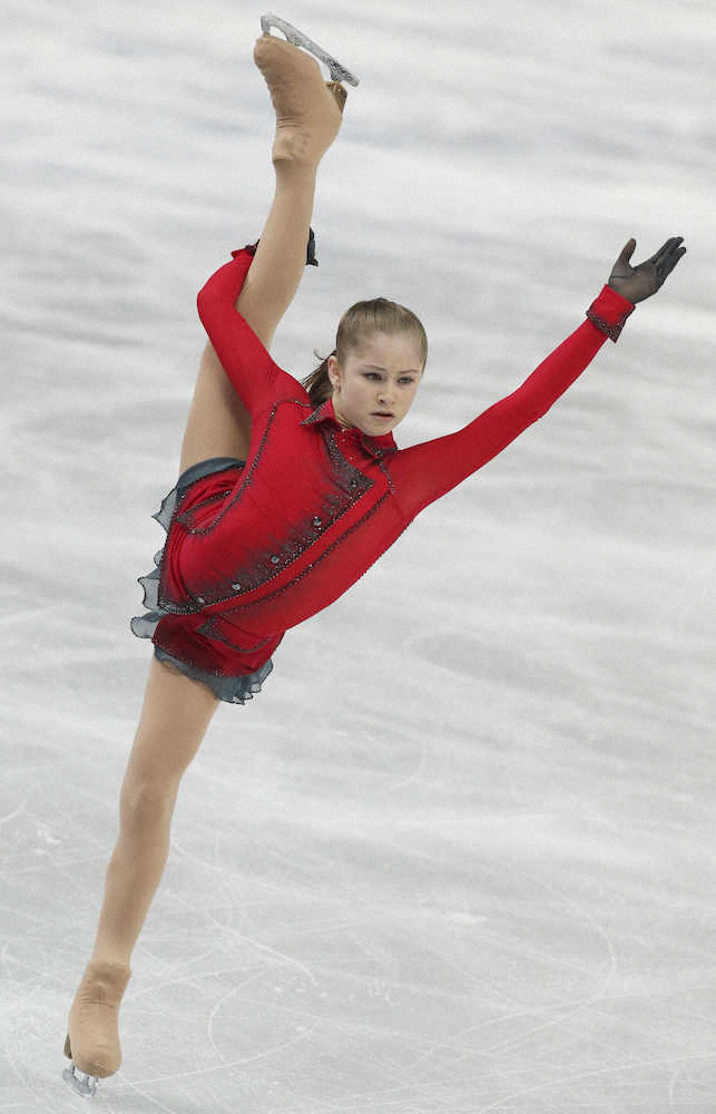 14年、ソチ冬季五輪のフィギュアスケート女子でフリーの演技をするロシアのユリア・リプニツカヤさん