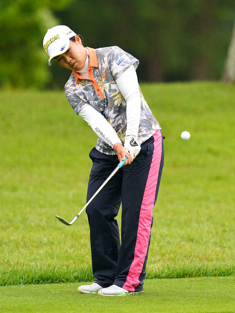 奈紗、ロケットスタート決める！「たくさんバーディーを取って上位争いする」　女子ゴルフツアー初戦