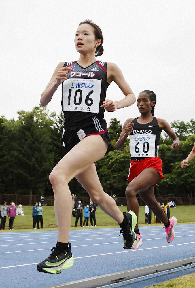 女子5000　五輪女子マラソン代表・一山麻緒、自己新記録で1着　前田に雪辱