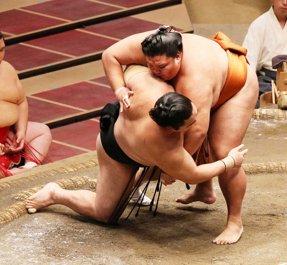 【玉ノ井親方　視点】落ち着いている御嶽海　横綱、大関陣には怖い存在