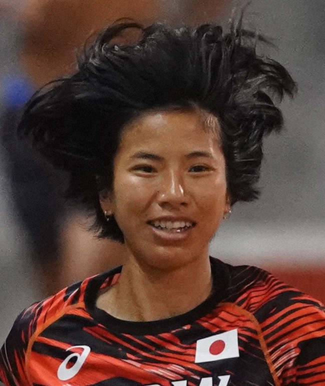 新谷仁美が日本記録＆V宣言　引退、会社員を経て再び五輪へ　　4日、日本選手権