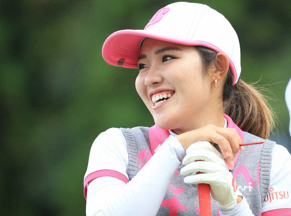古江彩佳　女子ゴルフ世界ランク16位に浮上　エリエール・レディースで2週連続優勝