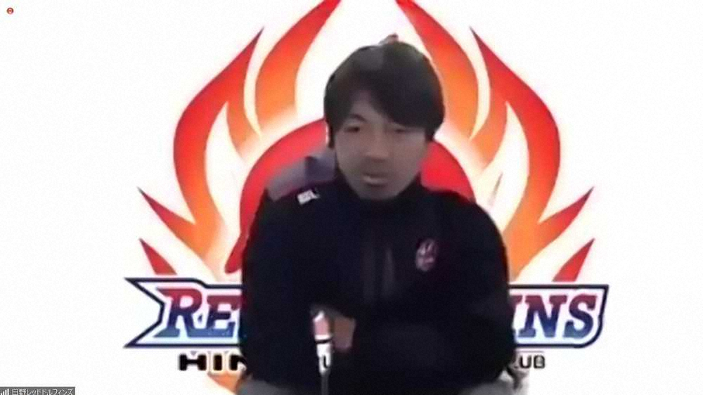 オンライン取材会でシーズンへの思いを語った日野の箕内拓郎新ヘッドコーチ