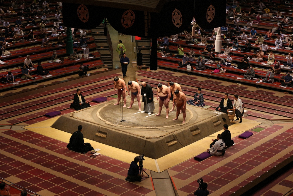 初場所　観客上限5000人、ちゃんこ販売中止…相撲協会が“緊急事態”対応を決定