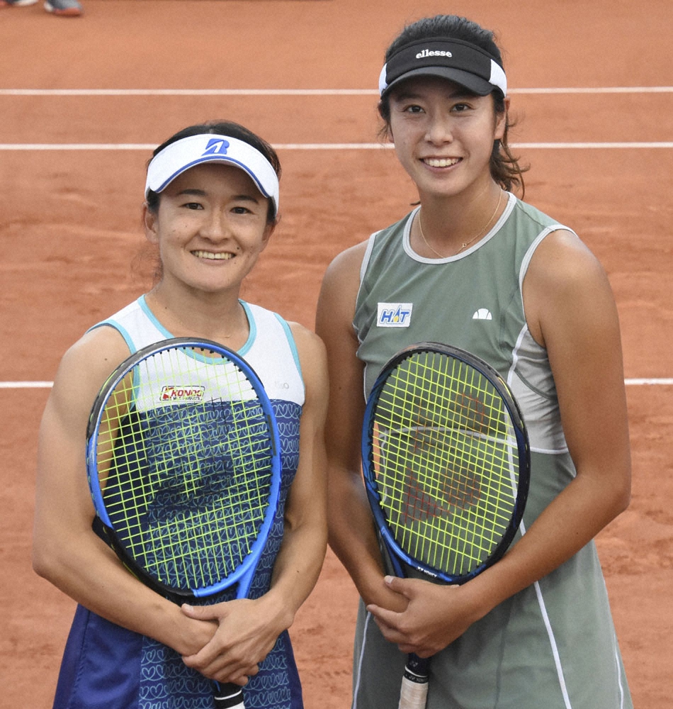 テニス女子ダブルス　青山、柴原組が今季開幕戦V