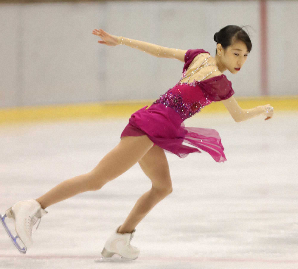 フィギュアスケート成年女子SP、華麗な演技を見せる兵庫・三原舞依（代表撮影）
