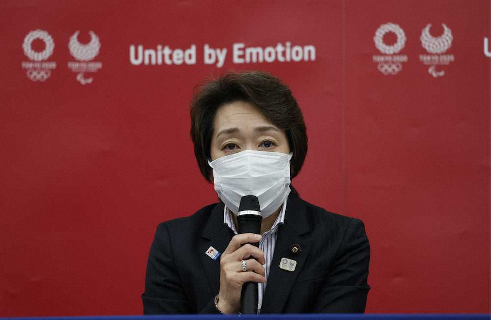 東京五輪・パラリンピック組織委の新会長に就任し、記者会見する橋本聖子氏（代表撮影）