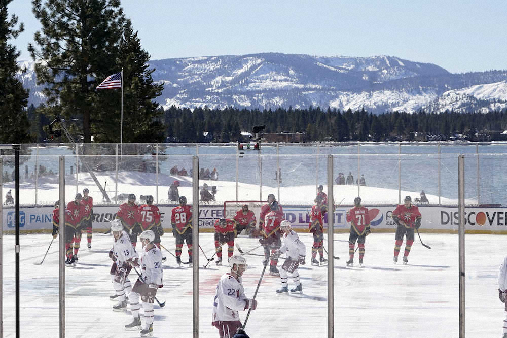 NHLの屋外試合でハプニング　氷が溶けて8時間7分も中断　試合終了まで10時間37分