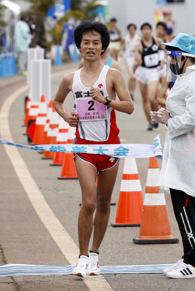 全日本競歩能美大会男子20キロ　1時間20分19秒で初優勝した高橋