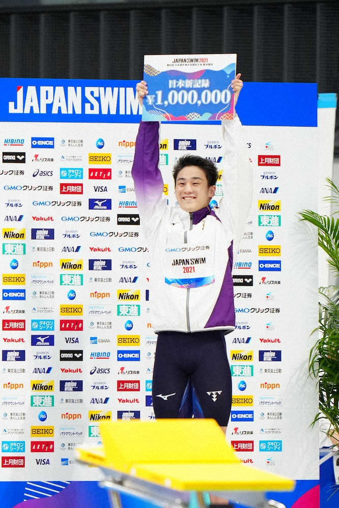 男子200平で日本新記録の佐藤翔馬に聞く　「本当に世界一が見えてきたなって感じ」