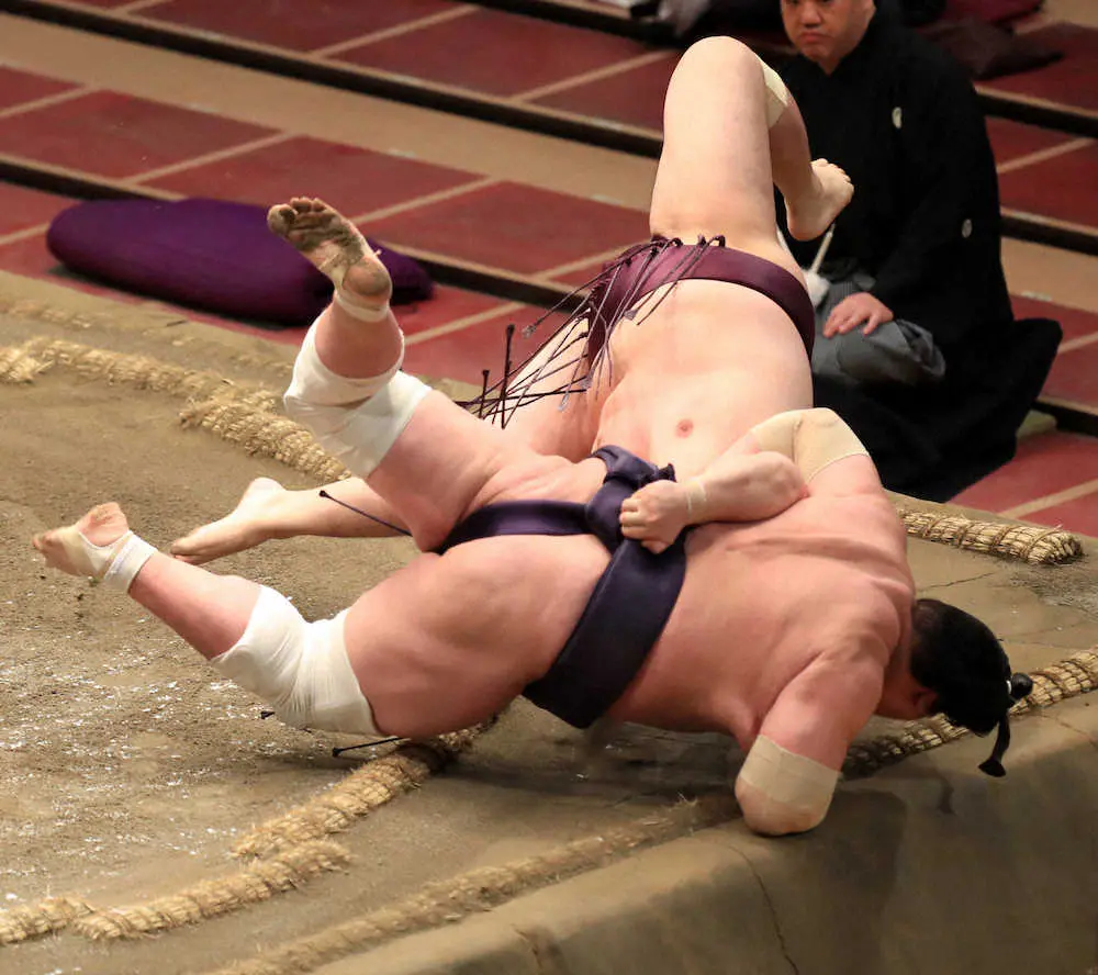 大相撲「照ノ富士」がトレンド入り　遠藤との熱戦にネット大興奮!“死に体”に対する議論も白熱