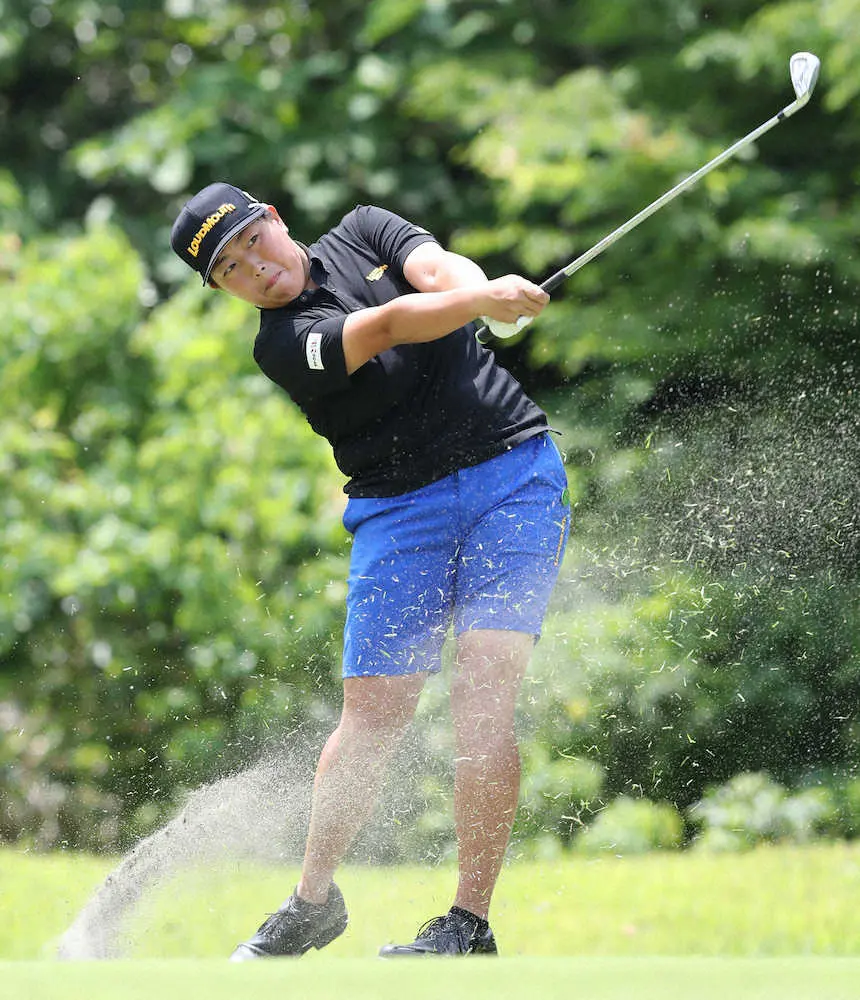 ソフトバンク工藤監督の長女・遥加が単独首位キープ　ツアー初優勝へ「気持ちで負けない」女子ゴルフ