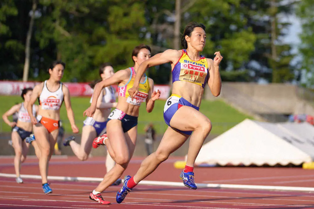 陸上女子七種競技、山崎　前半4種目終え2戦連続日本記録ペース