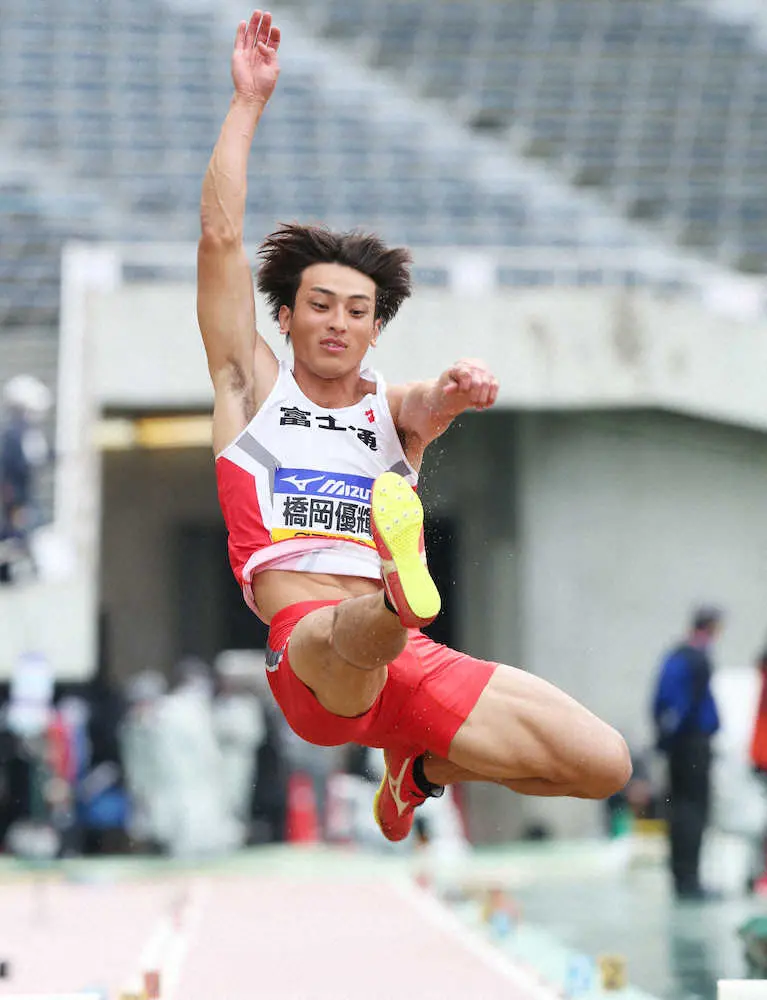 橋岡優輝、男子走り幅跳び優勝で五輪出場決定　歴代2位の自己新記録も「不甲斐ない試合」
