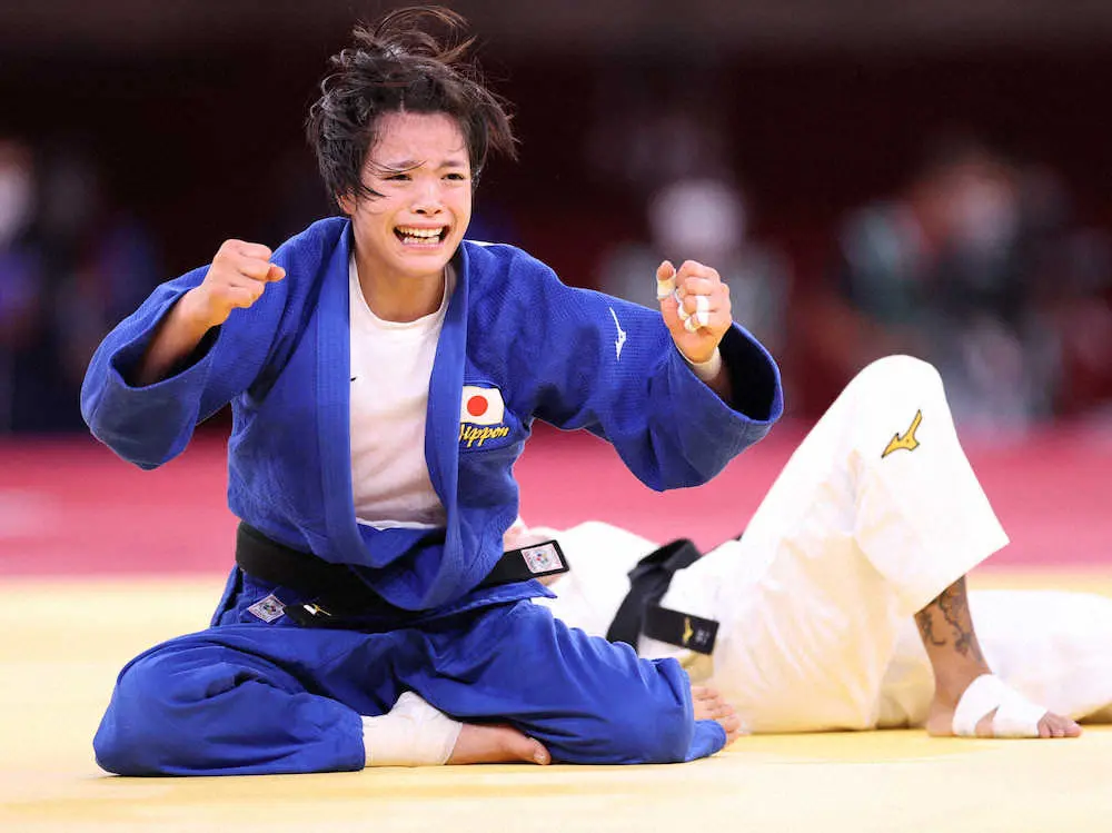 阿部詩　悲願の金メダル！柔道女子52キロ級では日本人初の頂点にうれし涙！