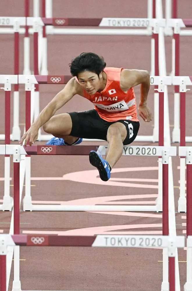 ＜男子110メートル障害予選＞力走する泉谷駿介。4組2着で準決勝進出を決めた
