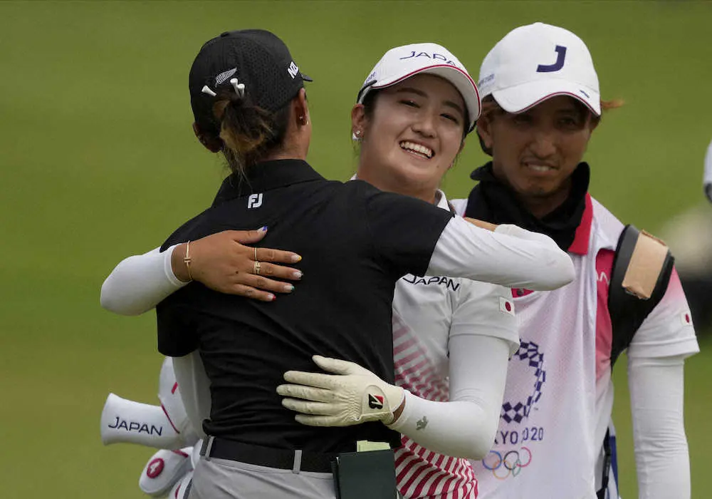 女子ゴルフ稲見萌寧が銀メダル　日本ゴルフ界初の快挙！　プレーオフ制す