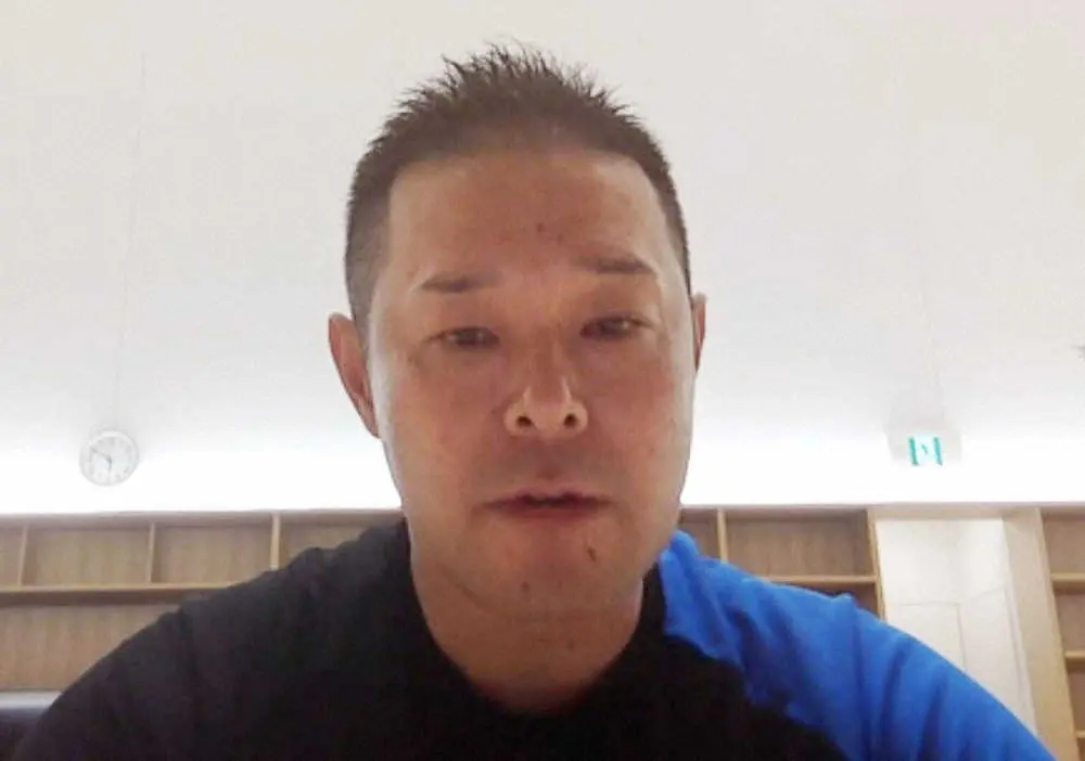 卓球日本代表男子の新監督に就任し、オンラインで取材に応じる田勢邦史氏