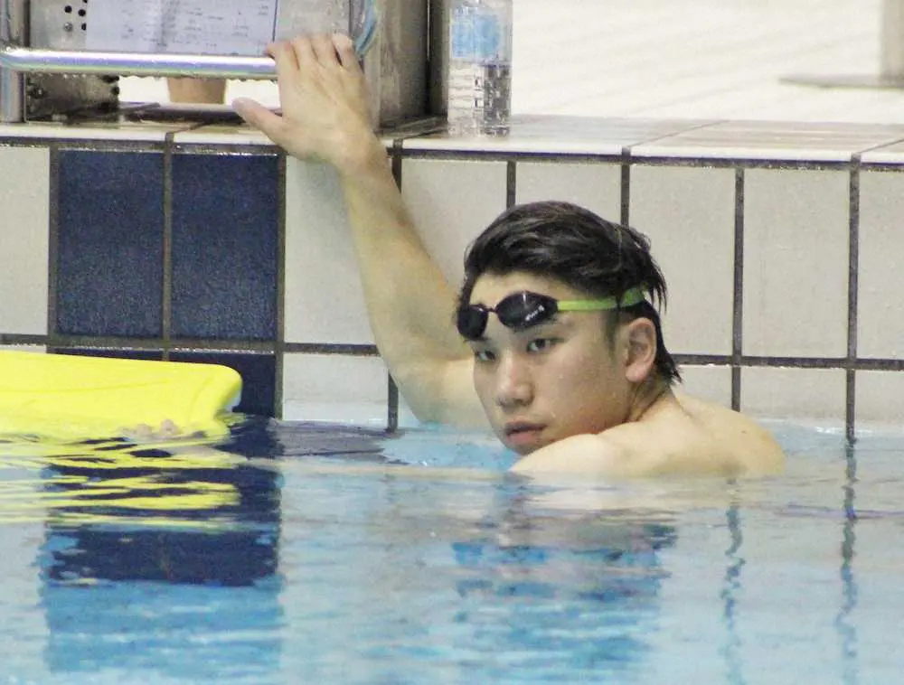 競泳男子、合宿中のカツオ　16日開幕世界短水路へ「自費でも参加したい」