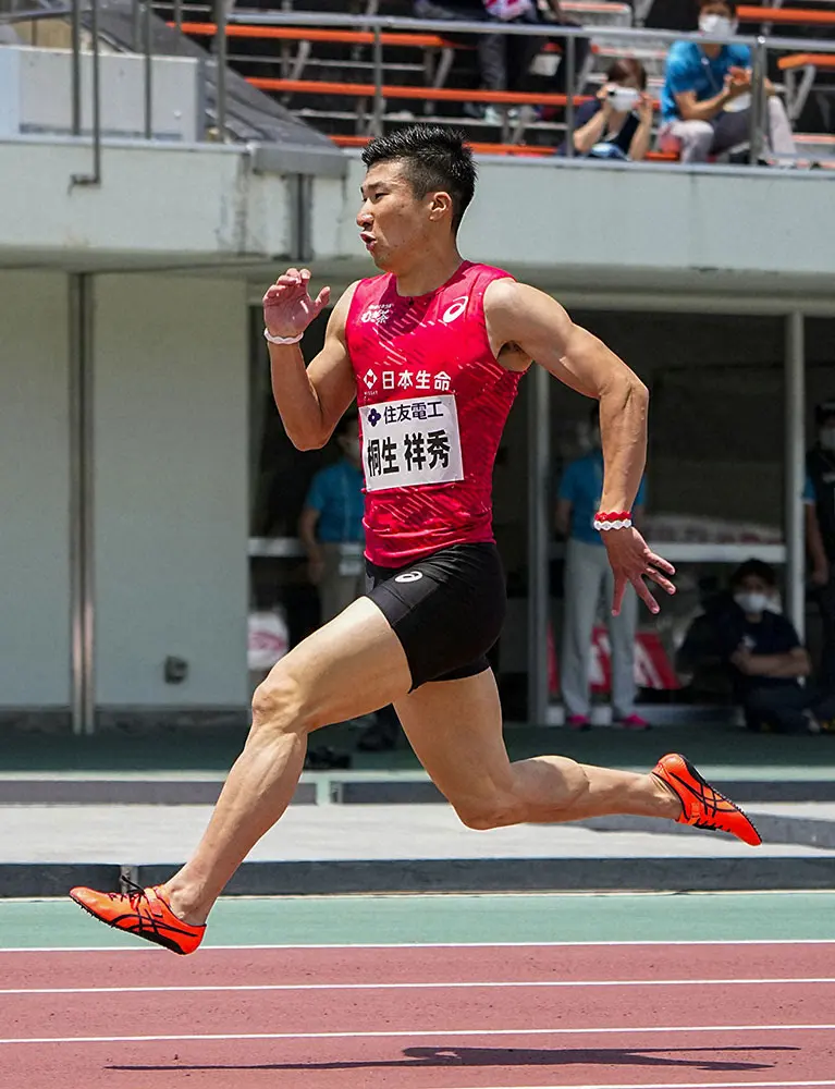 今年6月、陸上布勢スプリント男子100メートル予選に出場した桐生祥秀