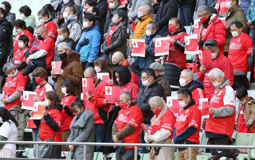 東京ベイ、神戸戦でトンガ代表カラー赤色ソックス着用「応援、支援の意志を」スタジアム黙祷も