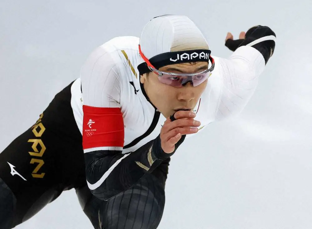スピードスケート男子500メートルで銅メダルを獲得した森重航（共同）
