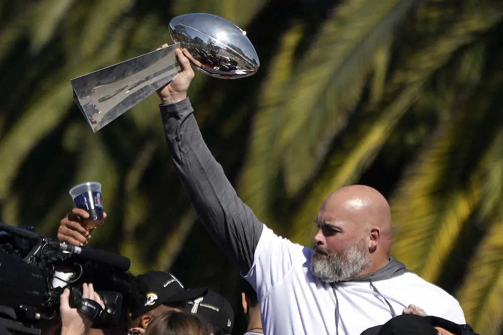 スーパーボウル王者ラムズのウィットワースが引退を表明　NFL最年長のレフト・タックル