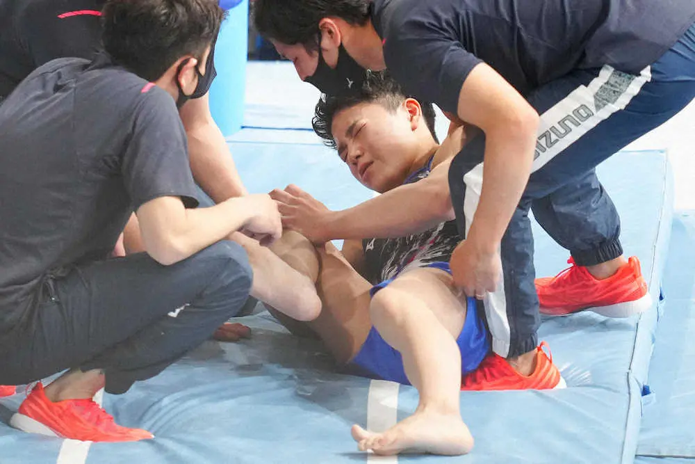 パリ五輪の体操ホープ、18歳・岡慎之助が前十字靭帯完全断裂　全治8カ月　全日本選手権で負傷