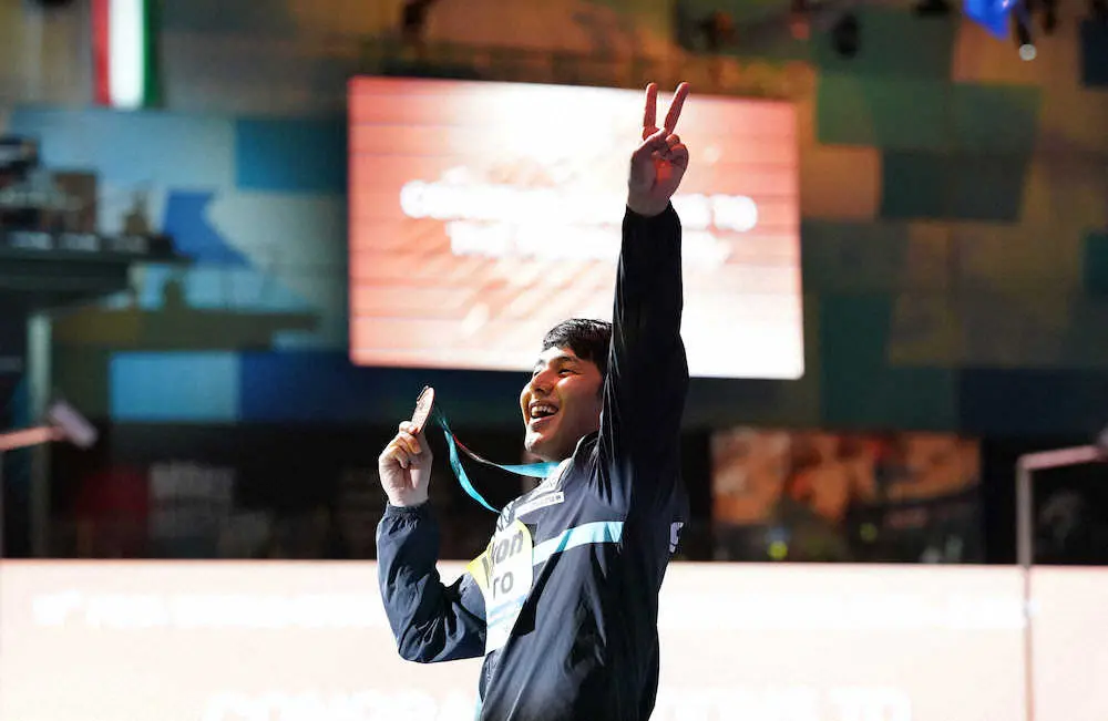 瀬戸　男子200個人メドレー銅メダル　5大会連続表彰台でパリへ充実ステップ