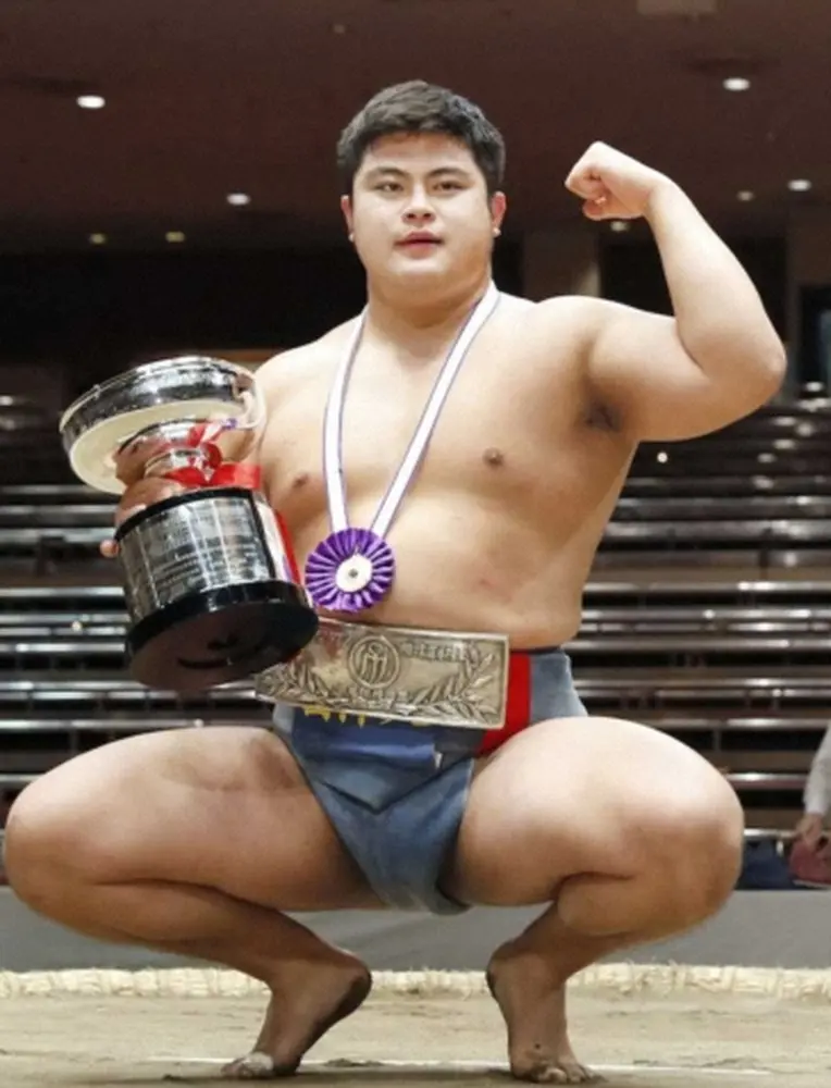 20年、全日本相撲選手権大会で初優勝した花田秀虎