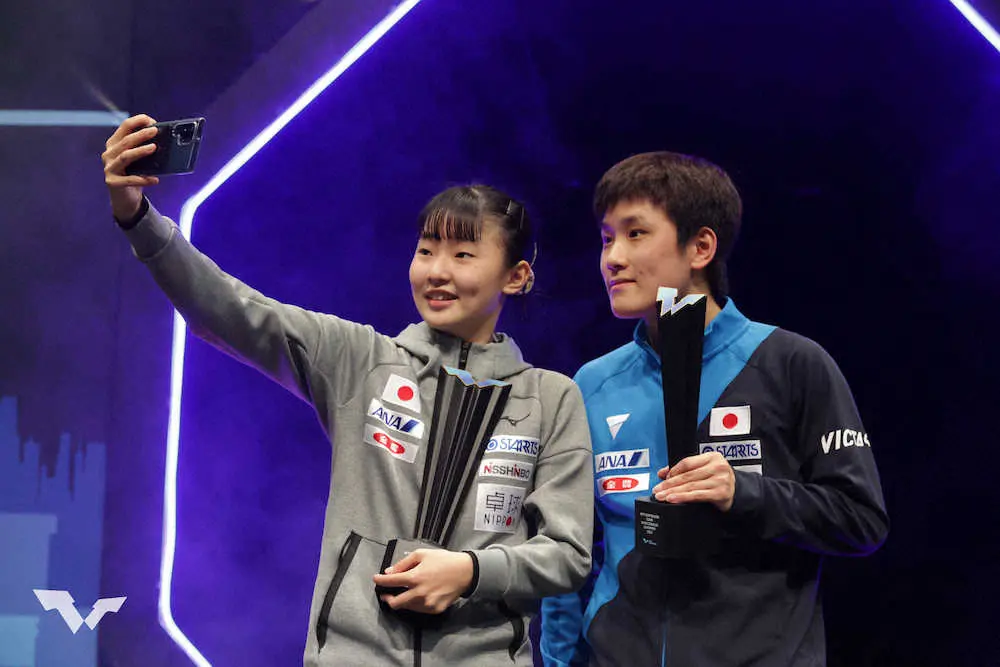 張本智和・美和兄妹ペア　世界ツアー初V　決勝で台湾ペアに3―2で競り勝つ