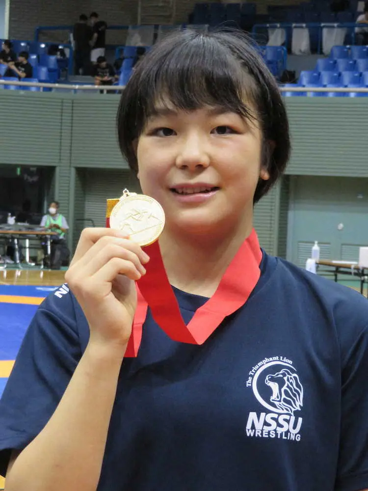 ＜レスリング全日本学生選手権＞女子55キロ級を制し、公式戦103連勝を達成した藤波朱理