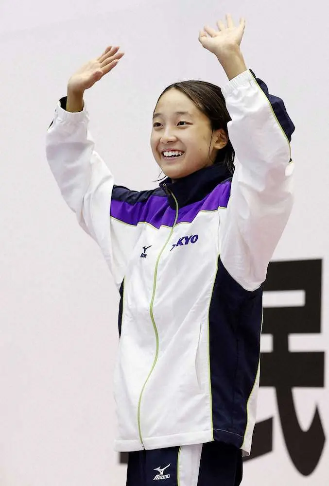 競泳・成田、200メートル個メで大会新Vで4冠締め　「目標の個人2冠ができてうれしい」