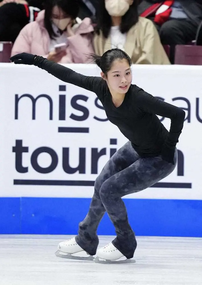 【画像・写真】横井ゆは菜は自然体「試合で滑れる喜びを感じながら」スケートカナダ公式練習