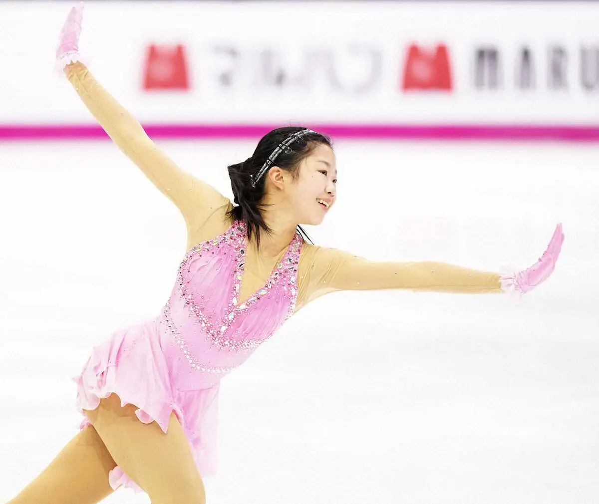 中井亜美「表彰台が一番の目標」ピンク衣装で調整　ジュニアGPファイナル